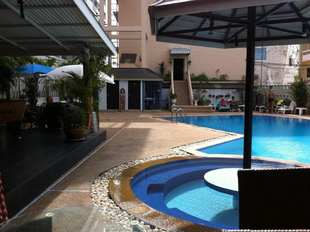 Marina Inn Pattaja Kültér fotó